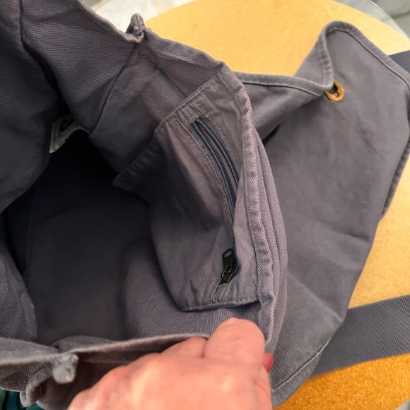 25% off listed price.Crossbody strap bag.Catholic emblem on front.Good condition - Picture 6 of 7